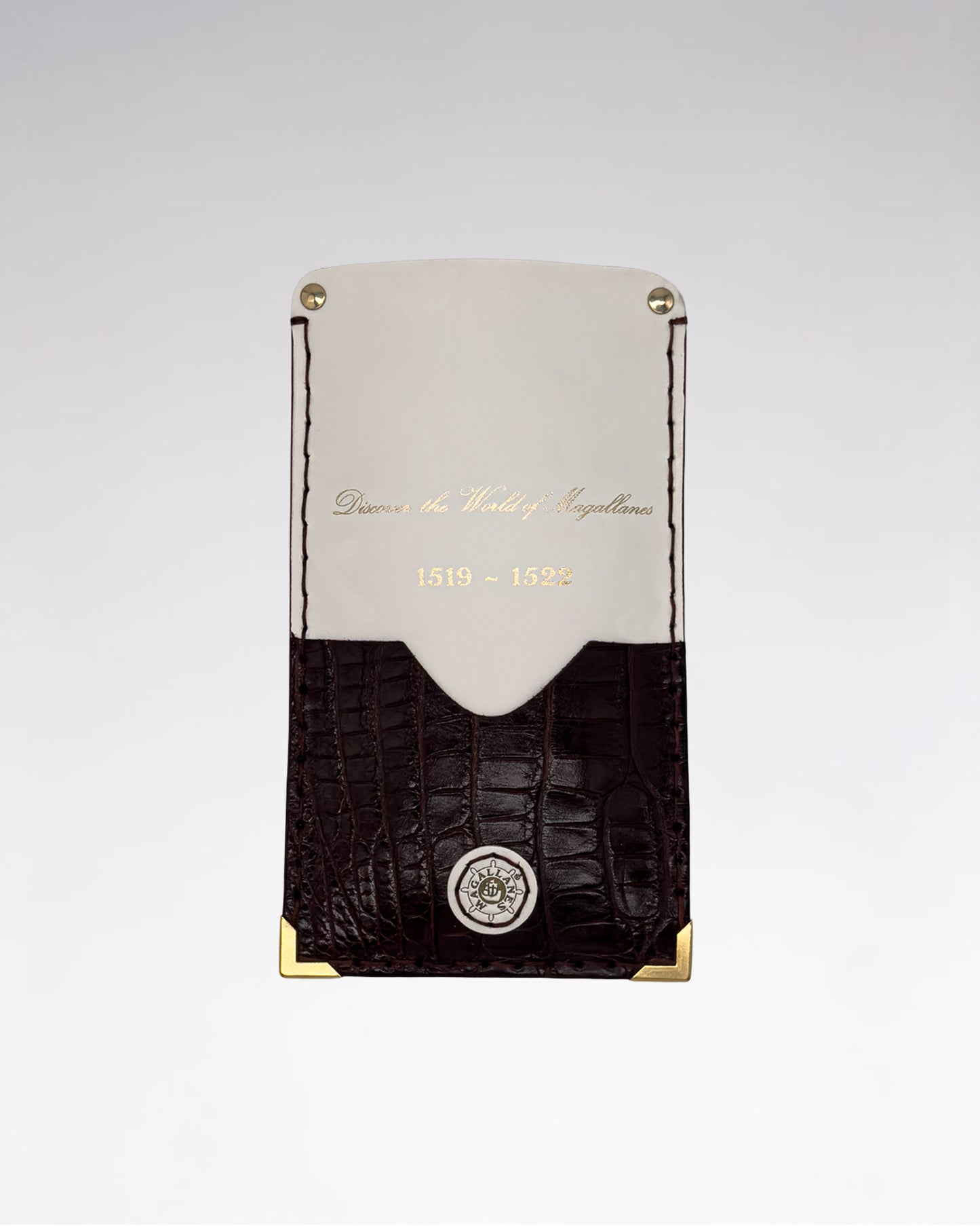 Marrón oscuro